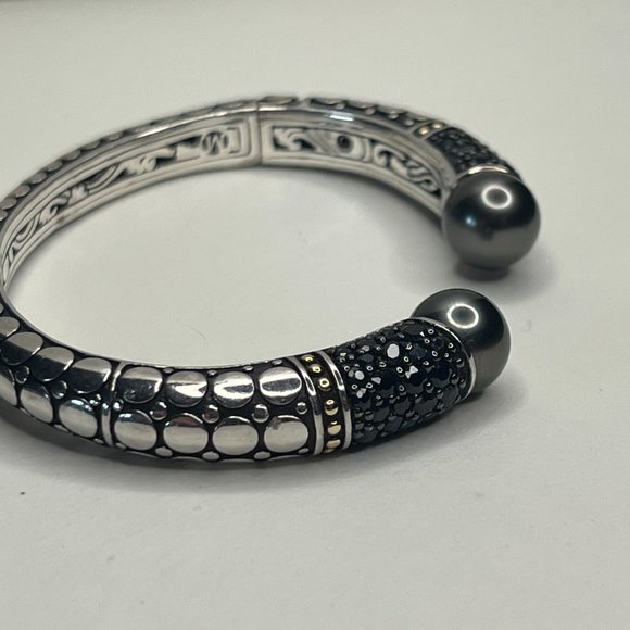 John Hardy cuff Bracelet w/2-10mm black Tahitian pearls & sapphire, 18K & 925. - Picture 6 of 6